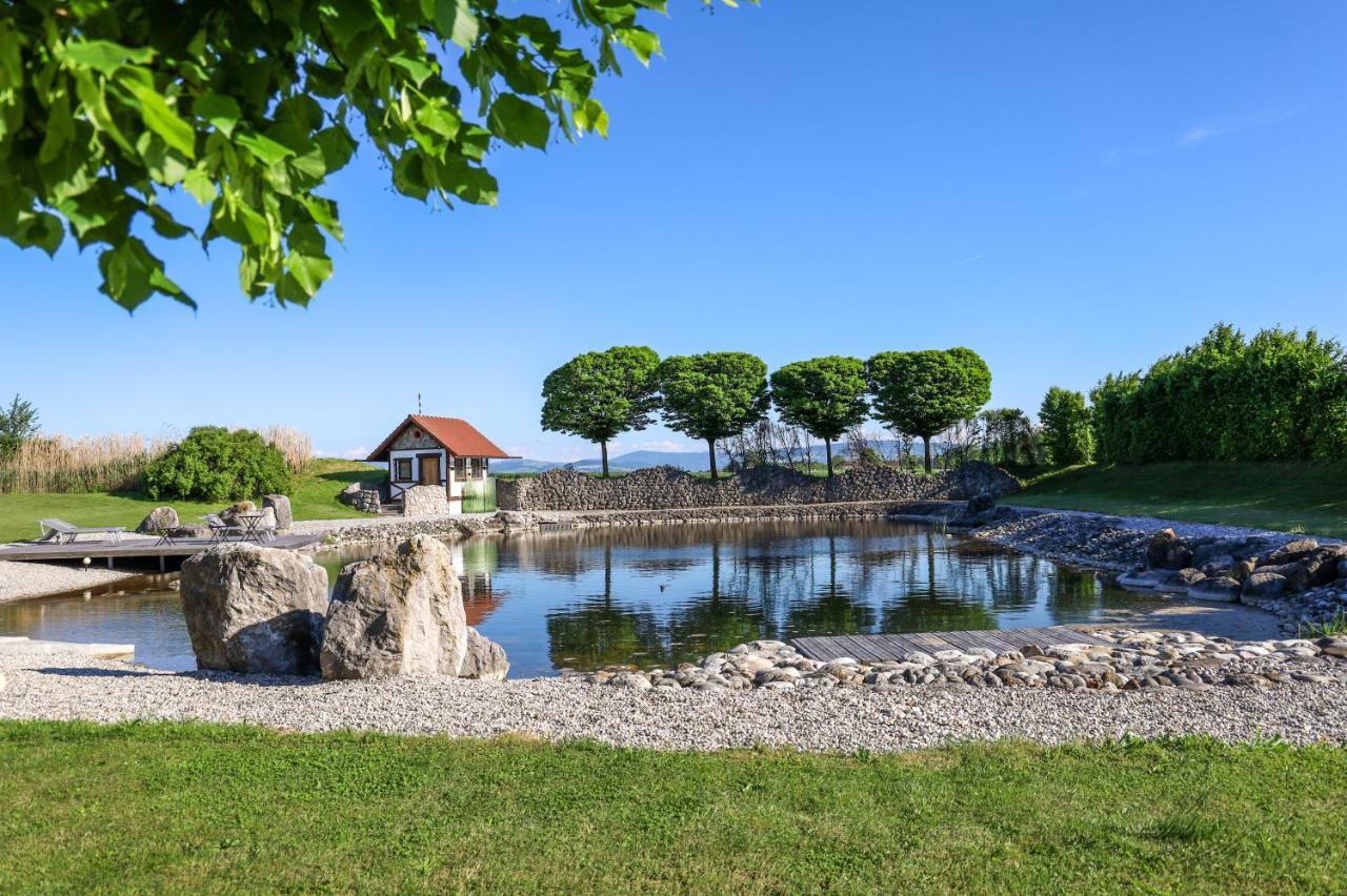 Metzenhof Hotel Kronstorf ภายนอก รูปภาพ
